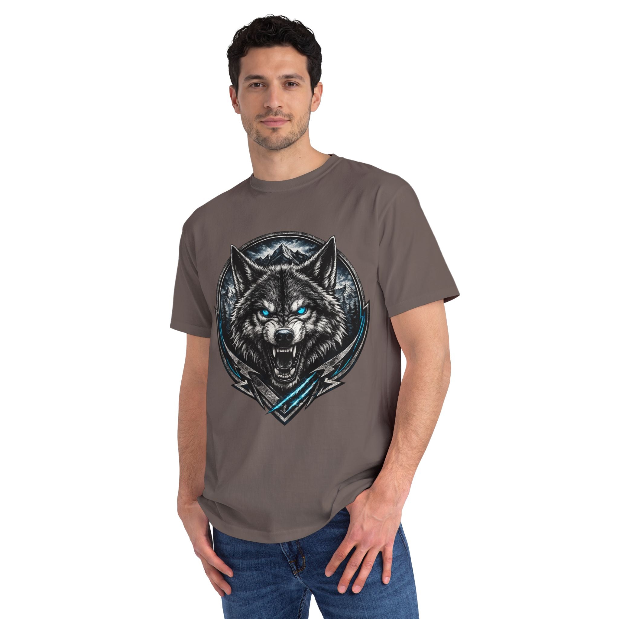 Wolf Head Graphic T-Shirt — Fierce Blue-Eyed Wolf Crest Tee