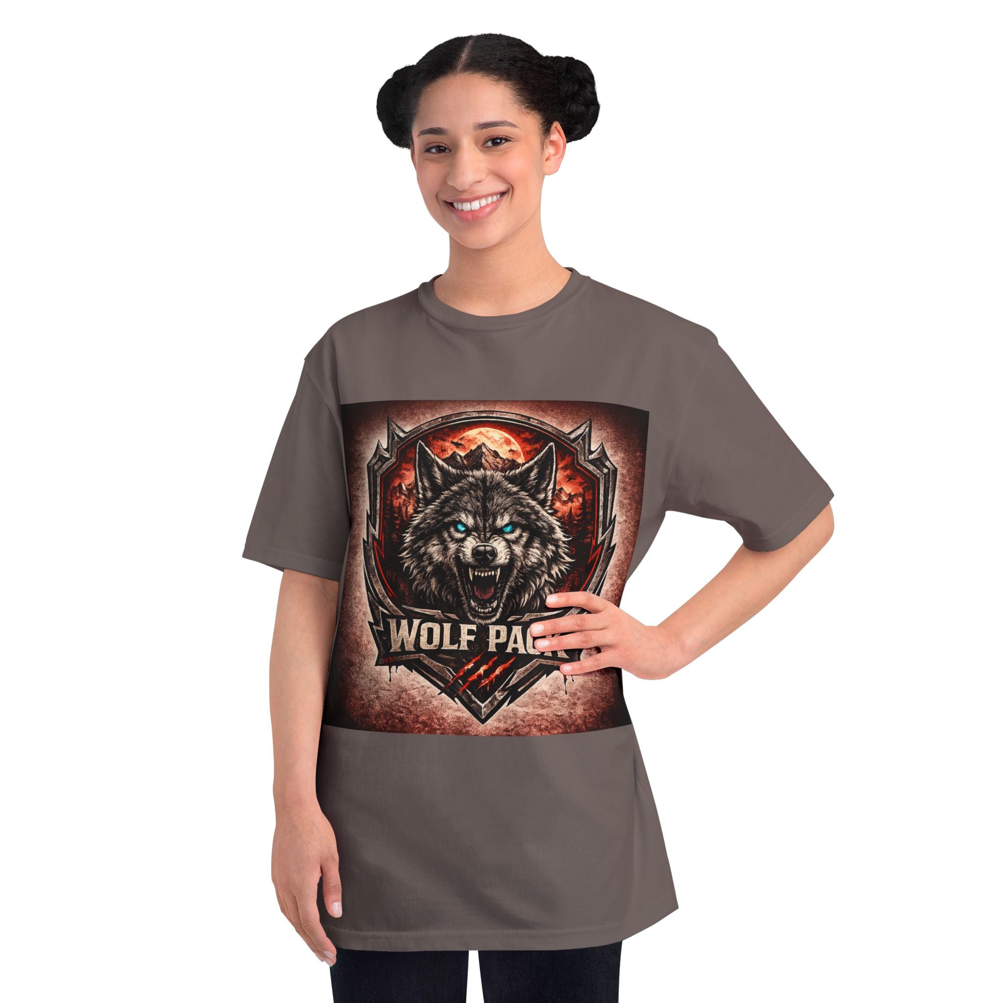 Wolf Pack Graphic T-Shirt — Fierce Wolf Emblem Tee