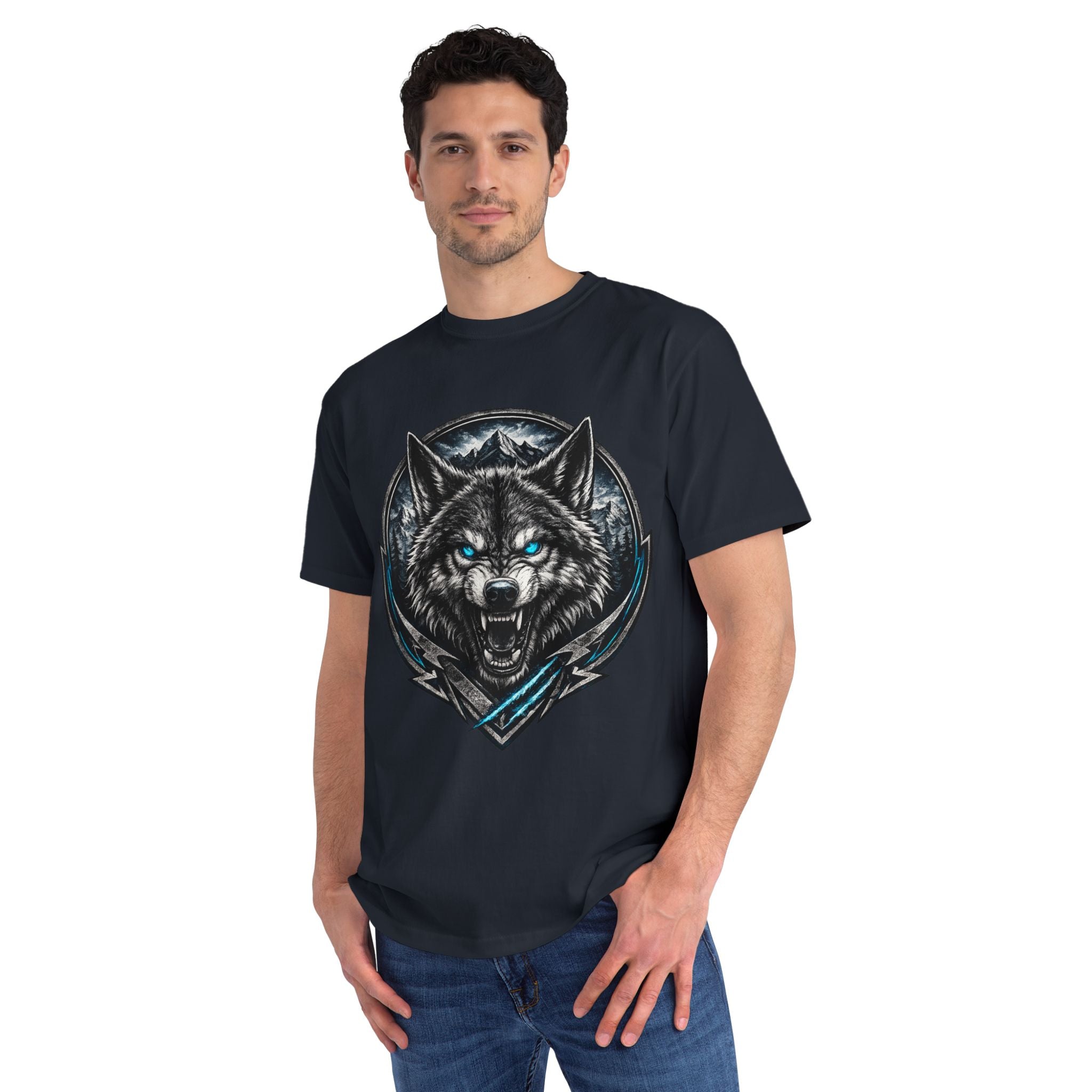 Wolf Head Graphic T-Shirt — Fierce Blue-Eyed Wolf Crest Tee