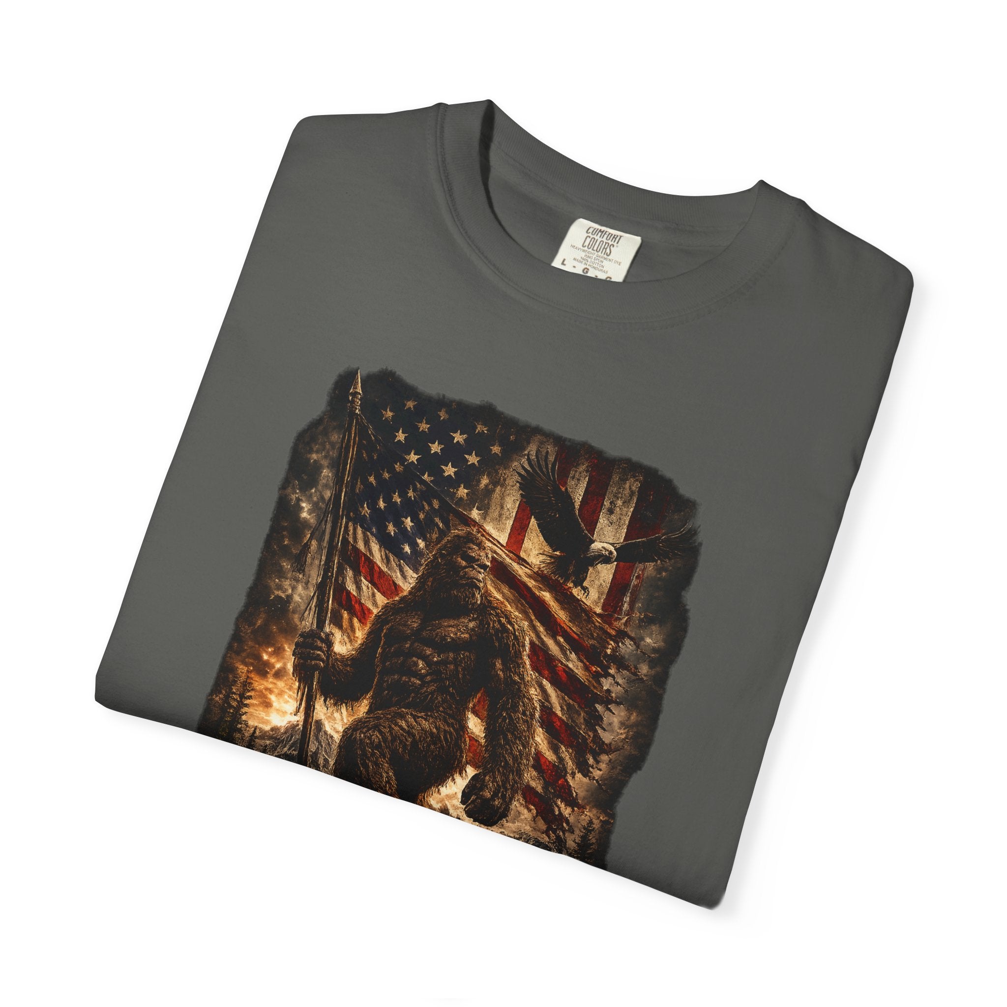 Sasquatch 'Squatch Go' Graphic T-Shirt