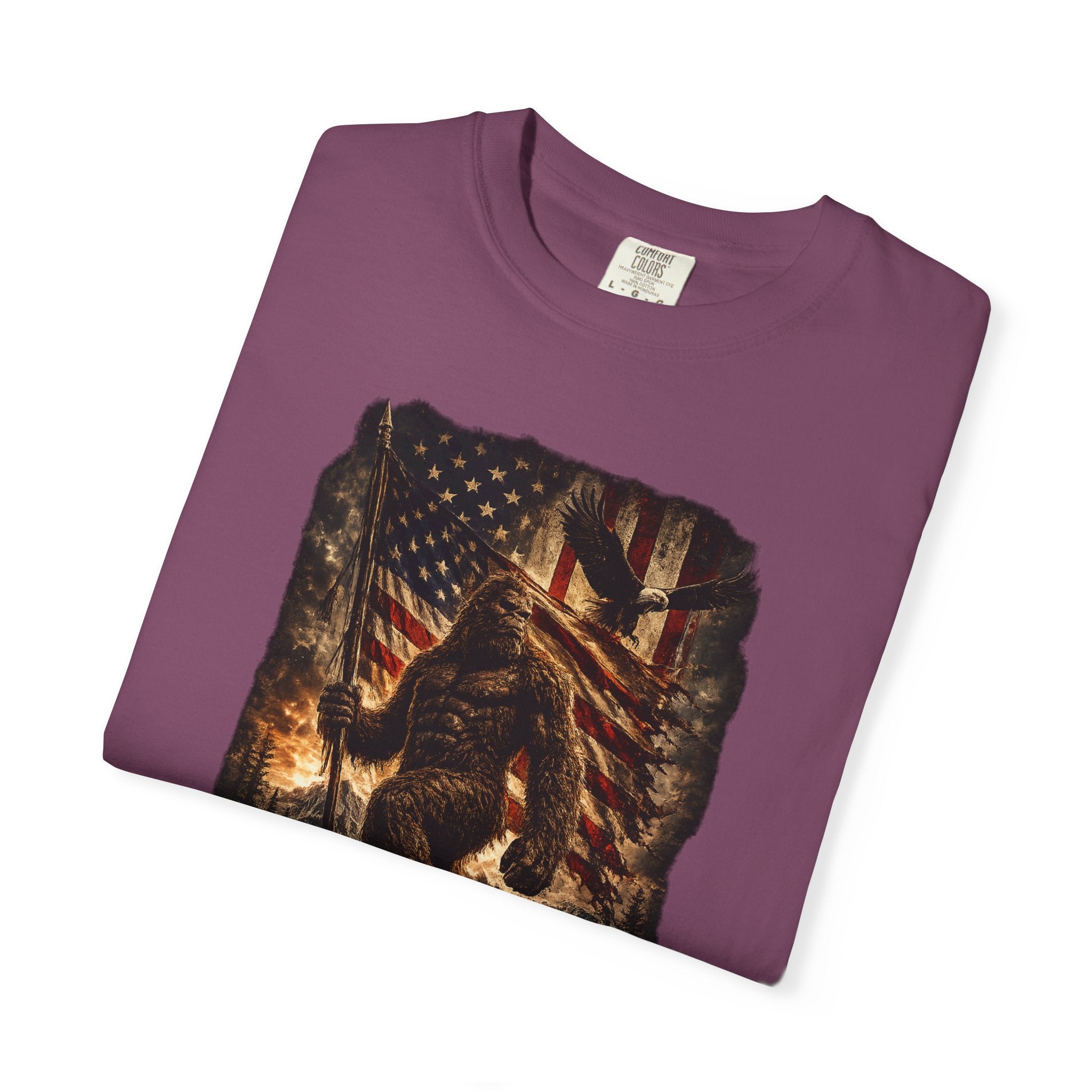 Sasquatch 'Squatch Go' Graphic T-Shirt