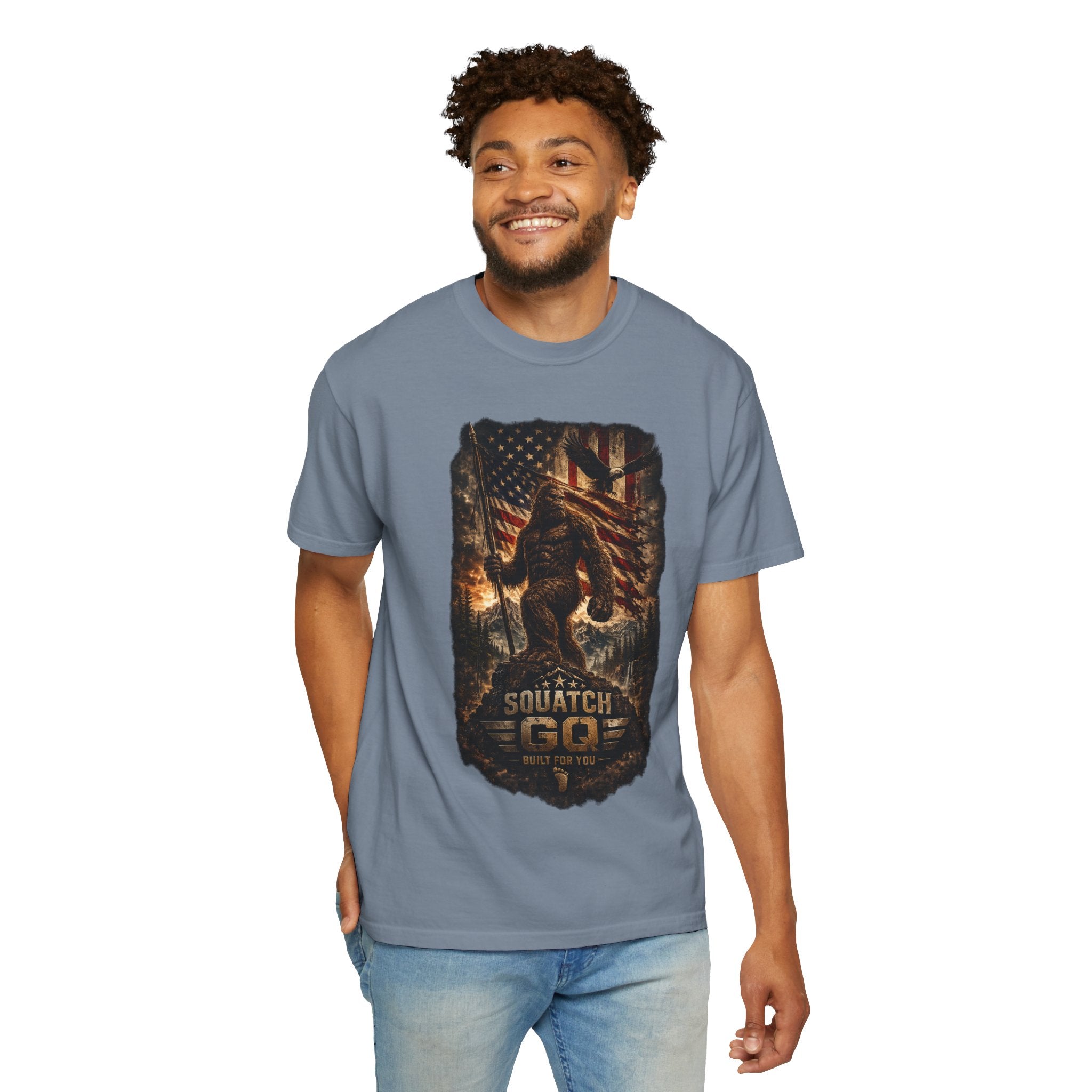 Sasquatch 'Squatch Go' Graphic T-Shirt