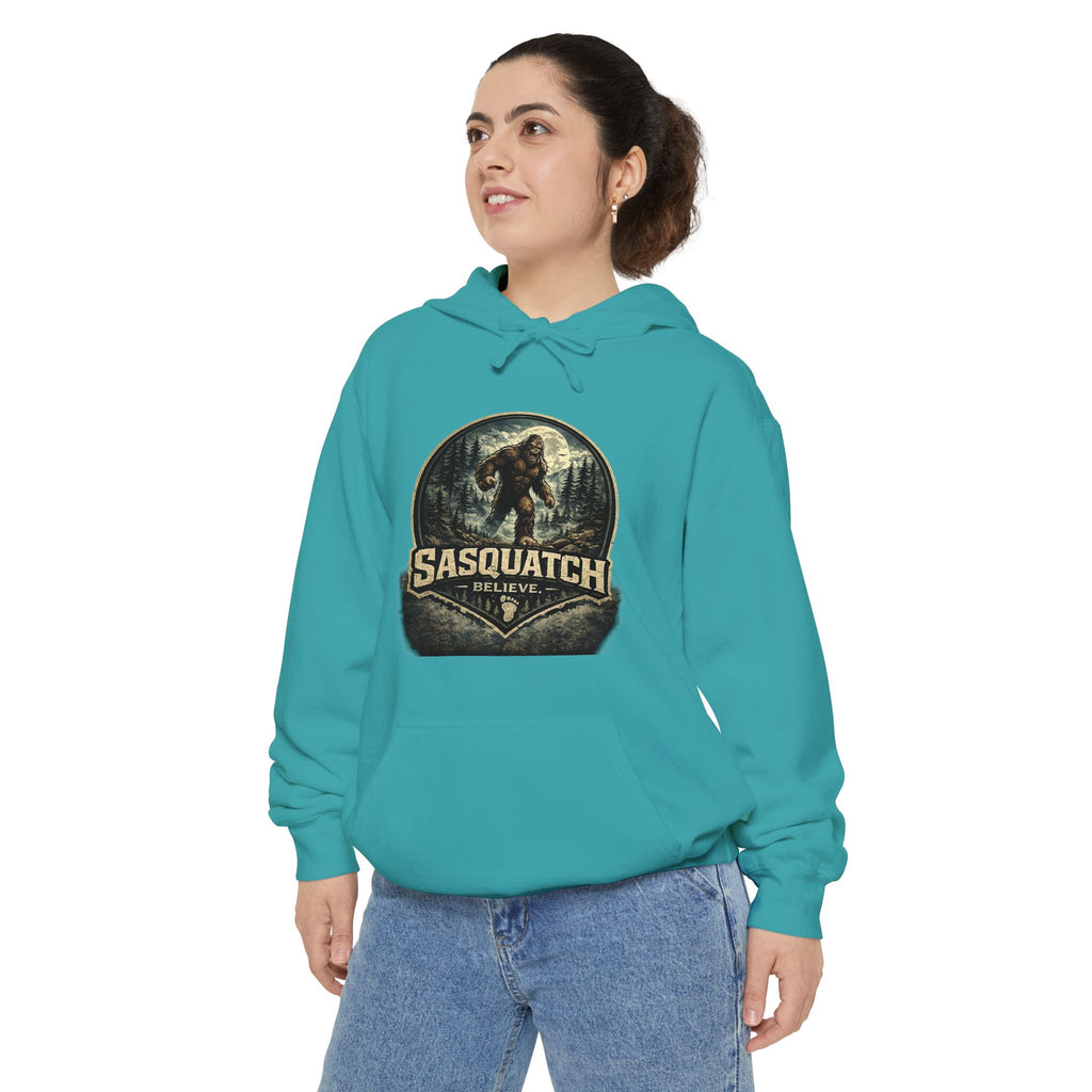 Sasquatch Graphic Hoodie – Vintage Bigfoot Adventure Sweatshirt