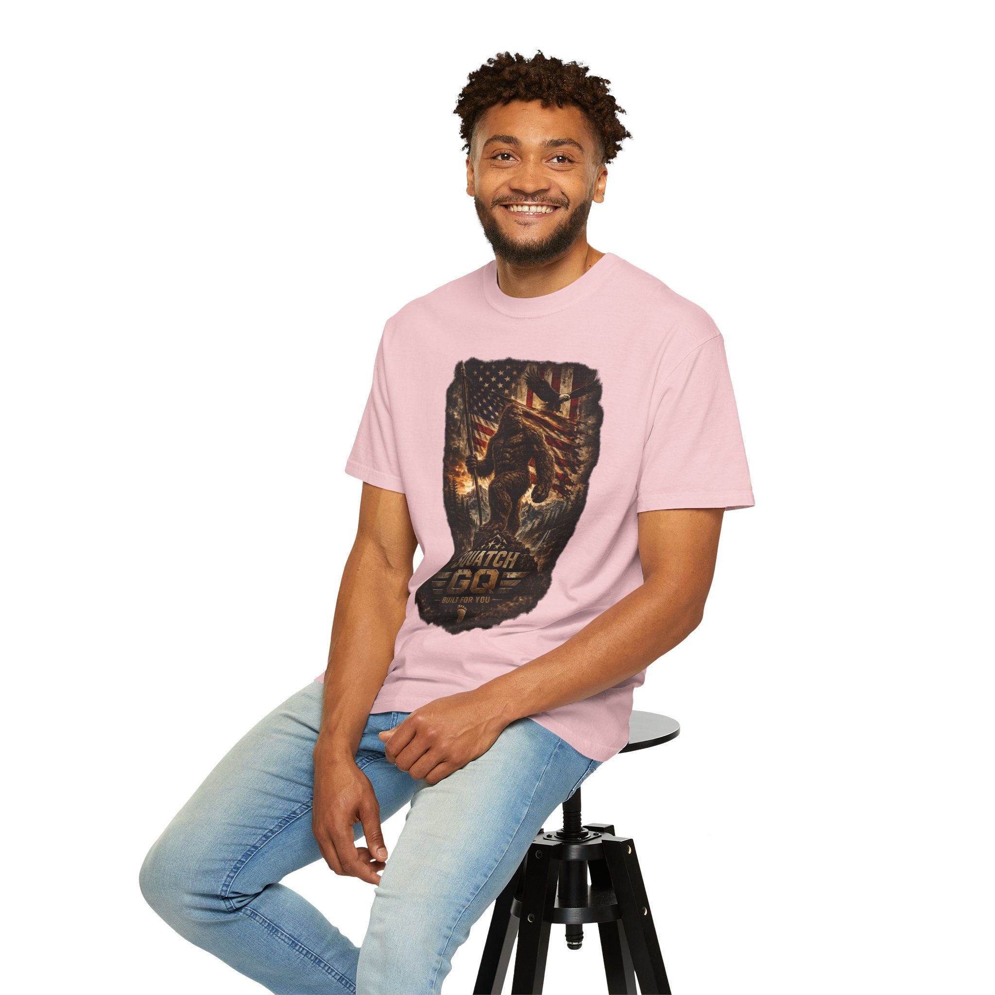 Sasquatch 'Squatch Go' Graphic T-Shirt