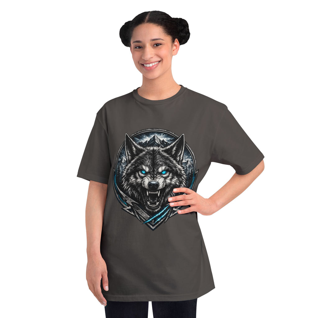 Wolf Head Graphic T-Shirt — Fierce Blue-Eyed Wolf Crest Tee