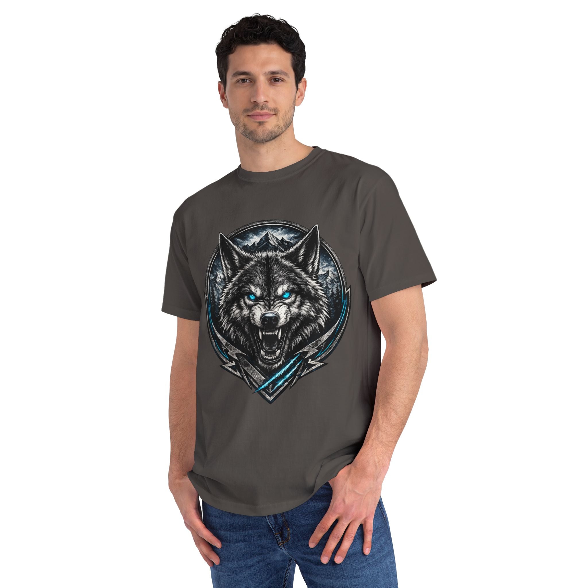 Wolf Head Graphic T-Shirt — Fierce Blue-Eyed Wolf Crest Tee